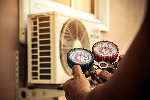Professional Hvac technician working in Hanover, MN